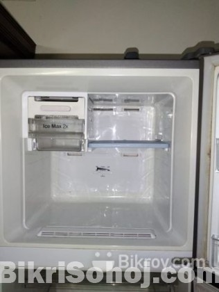 Refrigerator (  +12cft)